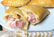 PASTEL DE 3 MINUTOS COM MASSA PERFEITA QUE DESMANCHA NA BOCA