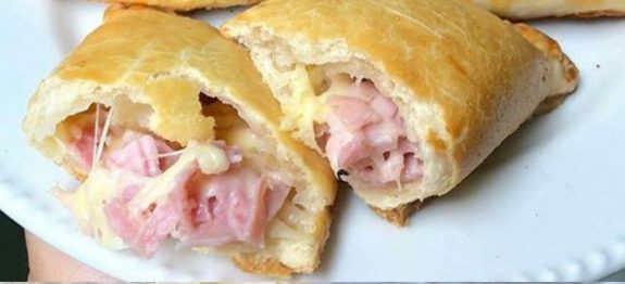 PASTEL DE 3 MINUTOS COM MASSA PERFEITA QUE DESMANCHA NA BOCA