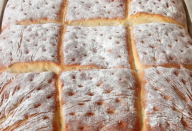 PÃO DE MASSA MOLE DE 5 MINUTOS, SÓ BATER TUDO, NÃO PRECISA SOVAR !!