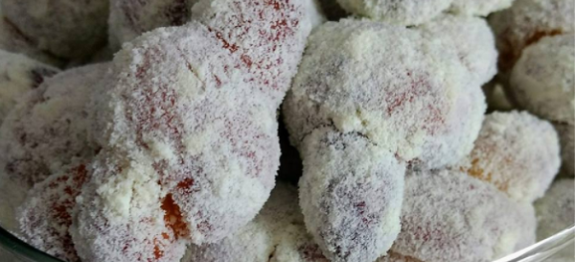 VOCÊ MORDE ESSE BOLINHO E ELE DERREEEETE NA SUA BOCA! A COISA MAIS GOSTOSA DO MUNDO