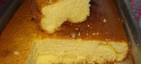 BOLO DE FUBÁ SUPER FOFINHO E ECONÔMICO,MAIS FÁCIL E RÁPIDO QUE EXISTE! SABOR INCRÍVEL!!