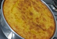 BOLO DE MILHO DE LATINHA MAIS FÁCIL QUE ESSE NÃO EXISTE! UM SHOW DE SABOR! INCRÍVEL!!