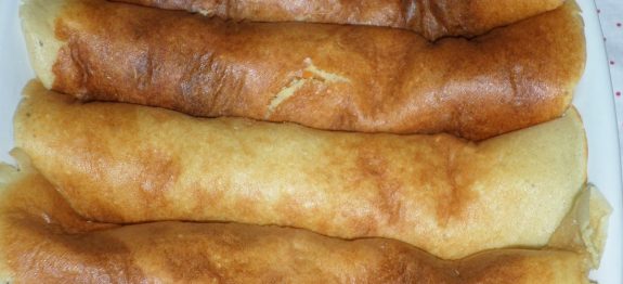 EU FAÇO ESSA PANQUECA E NINGUÉM ACREDITA QUE É SEM FARINHA, TODOS FALAM QUE É A MASSA MAIS GOSTOSA DE TODAS !