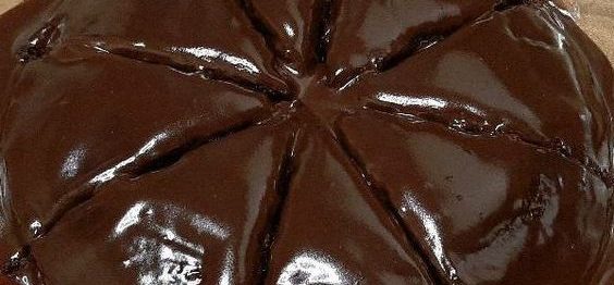 NEGA MOLHADA – Não estou exagerando, bolo molhado com calda tipo algodão é o bolo mais delicioso do PLANETA