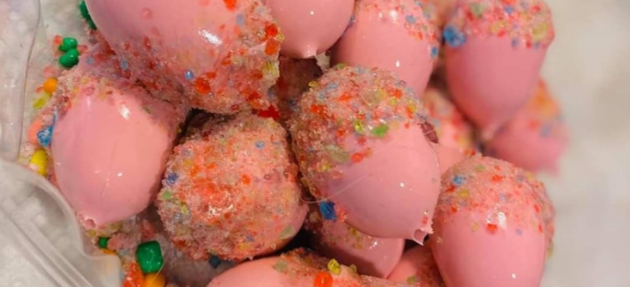 ESSAS BOLINHAS FAZEM O MAIOR SUCESSO NO NATAL DE TODO ANO! EU FAÇO UM MONTÃO DELAS E ESCUTO ELOGIOS A NOITE INTEIRA!