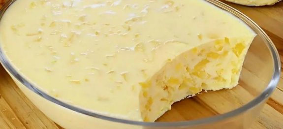 Geladão de abacaxi uma sobremesa simples que fica pronta em minutos