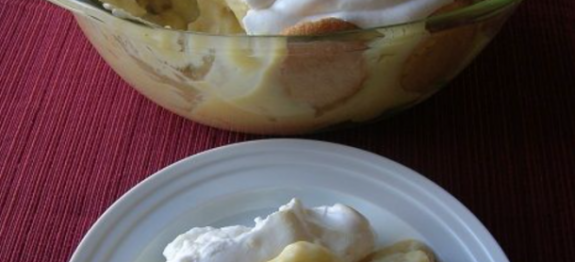 MINHA TIA MORRE DE CIÚMES DESSA RECEITA! SÓ DEIXOU EU COMPARTILHAR PORQUE INSISTI MUITO! É A MELHOR SOBREMESA QUE ELA FAZ, A MELHOR QUE EXISTE!