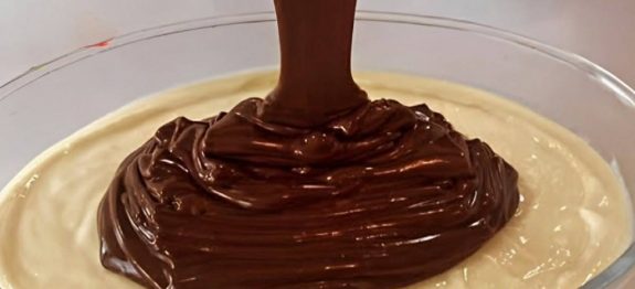 sobremesa-barata-pra-fazer-gastando-menos-de-20-reais-receita-toda-hora-1024×684