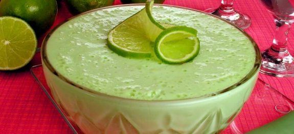 Mousse de limão de liquidificador, tão fácil que irá fazer todos os dias