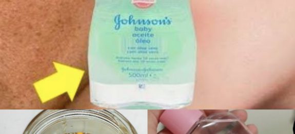 Pele de Porcelana usando Óleo de bebê em uma misturinha fantástica! Todo mundo elogia minha pele, o segredo é essa misturinha que eu uso há muitos anos…Ver mais