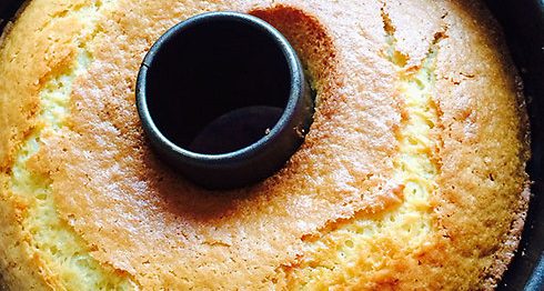 Só meio limão e o bolo de fubá fica macio e fofinho…Ver mais