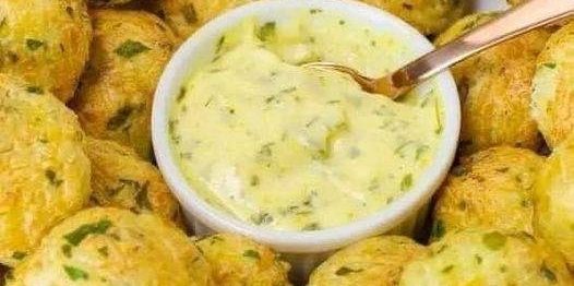 Bolinho de arroz de Boteco feito em 3 minutos…Ver mais