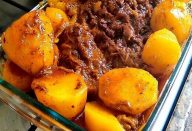 Carne assada na panela de pressão com sabor suave e que desmanche na boca.