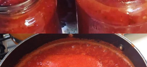 O jeito fácil que eu faço meus próprios molhos de tomate, saudável, sem açúcar e sem conservantes e muito saboroso…faço muito e guardo na geladeira…Ver mais