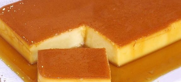 Pudim de padaria super macio, com poucos ingredientes e de forma prática e simples