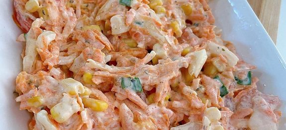 Salada de cenoura cremosa, anota ai porque ainda da tempo fazer para almoço de domingo…Ver mais