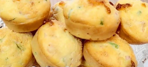 Bolinho-salgado-para-substituir-o-pao-no-cafe-da-manha-leve-e-delicioso