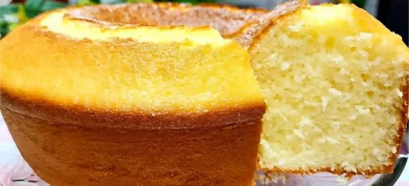 Bolo-simples-da-vovo-muito-fofinho-gostoso-e-facil-de-fazer-para-o-lanche-ou-cafe