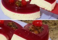 Gelatina 3 ingredientes muito fácil de fazer perfeita pro fim de semana…Ver mais