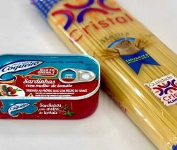 Macarrão com sardinha uma refeição completa e barata que toda família adora