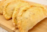 Misture-maionese-com-farinha-e-fiz-um-pastel-de-forno-delicioso