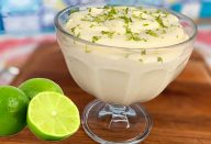 Misturei-suco-em-po-sabor-limao-com-mais-2-ingredientes-e-fiz-essa-deliciosa-mousse-de-limao