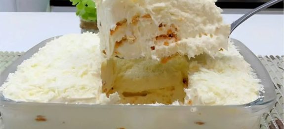 Pave-simples-na-travessa-ate-quem-nao-sabe-cozinhar-consegue-preparar-essa-sobremesa-facil