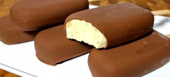 Picole-Skimo-caseiro-delicioso-e-muito-facil-de-preparar-toda-a-familia-vai-adorar-1