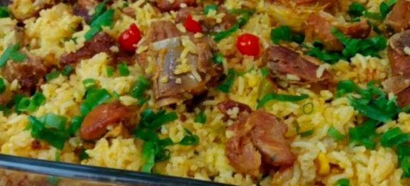 Arroz-caipira-com-costelinha-de-porco-uma-receita-deliciosa-que-aprendi-no-sitio-da-minha-vo
