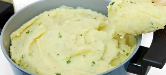 Esse-e-o-melhor-pure-de-batatas-que-ja-comi-na-minha-vida-ele-tem-um-truque-incrivel
