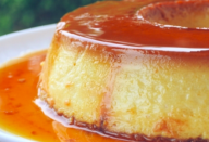 Misturei 2 ingredientes que tinha no armário e fiz um delicioso pudim sem ovos de 2 ingredientes