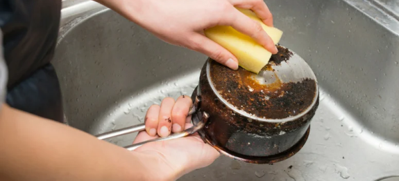 como-limpar-panela-queimada