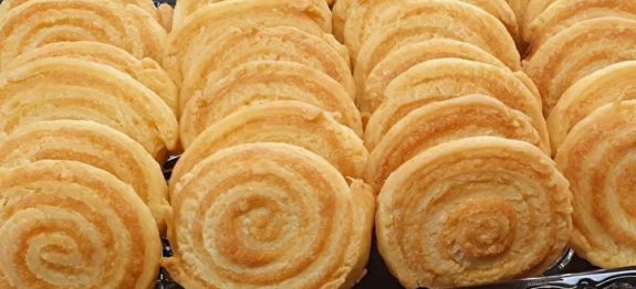 biscoito-salgado-de-queijo-crocante