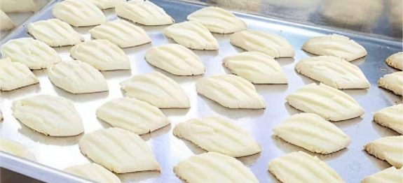 bolachinha-de-maisena-com-coco