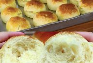 Pão de minuto feito com pó royal e que não precisa sovar, opção perfeita para seu lanche ou café