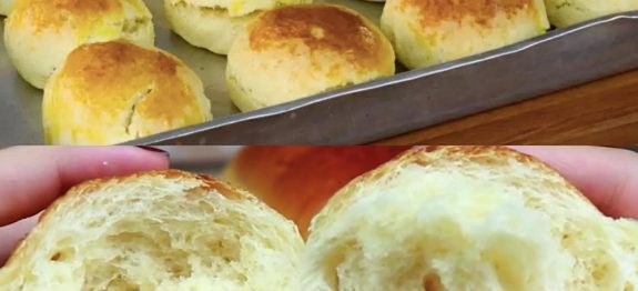 Pão de minuto feito com pó royal e que não precisa sovar, opção perfeita para seu lanche ou café