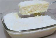 Sobremesa gelada de coco, pensa numa sobremesa que mais parece uma nuvem no céu