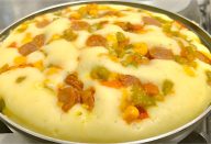 Torta salgada cremosa com massa de maisena na minha casa todo mundo adora