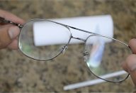 tirar-riscos-de-oculos-17-06