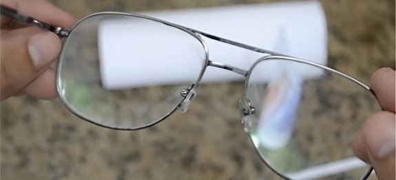 tirar-riscos-de-oculos-17-06