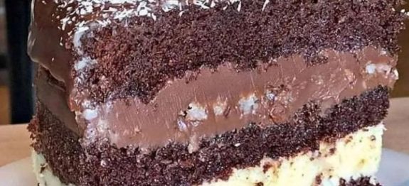 Bolo-gelado-duas-camadas-tao-perfeito-e-muito-facil-de-fazer