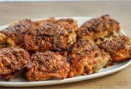 sobrecoxa-assada-com-creme-de-cebola