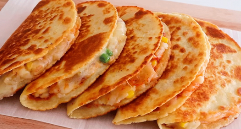 Lanchito o lanche que minha tia inventou pra lanchonete dela, é sucesso sempre que ela faz.