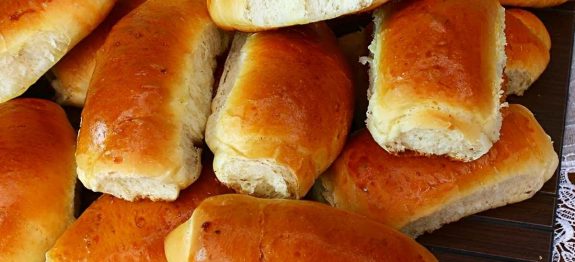 Pao-de-minuto-caseirinho-fofinho-delicioso-e-feito-com-ingredientes-que-voce-tem-em-casa.jpg