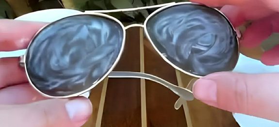 como-tirar-arranhoes-de-oculos-19-10.jpg