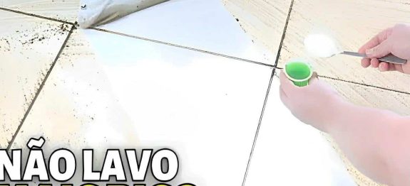 Misturinha-caseira-que-derrete-o-encardido-do-piso-e-deixa-ele-brilhando-como-novo-06-11.jpg