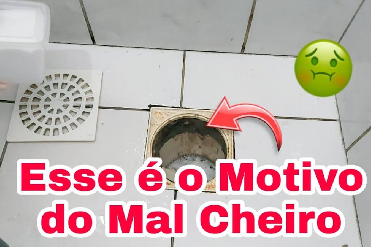 É assim que se faz para tirar mau cheiro do ralo do banheiro Água na Boca