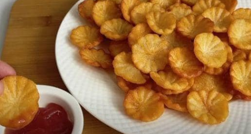 Quando-tiver-batatas-faca-esta-deliciosa-receita-com-apenas-4-ingredientes.png