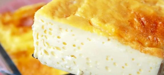 Se-voce-tem-1-caixa-de-ovos-e-1-caixa-de-leite-faca-esse-omelete-de-forno-com-apenas-2-ingredientes.jpg
